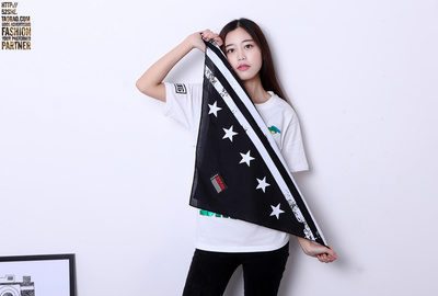 头巾围巾服装拍摄 丝巾帽子产品拍照 女装模特场景网拍服务|人像|摄影|古斯广告 - 原创设计作品 